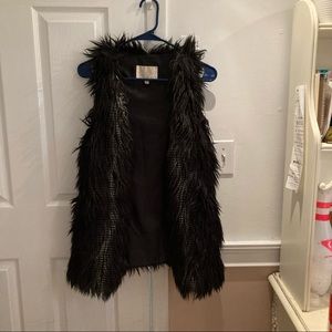 Faux fur sleeveless cardigan size s